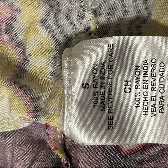 Patrons of Peace White and Green Sleeveless Tank Top - Picture 5 of 7